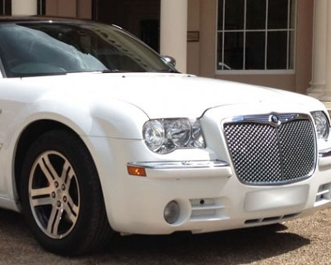 Modern Wedding Cars image 18