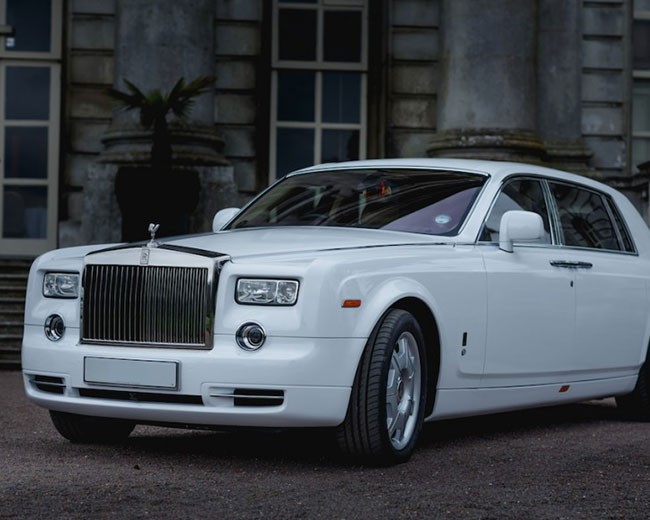 Modern Wedding Cars image 18