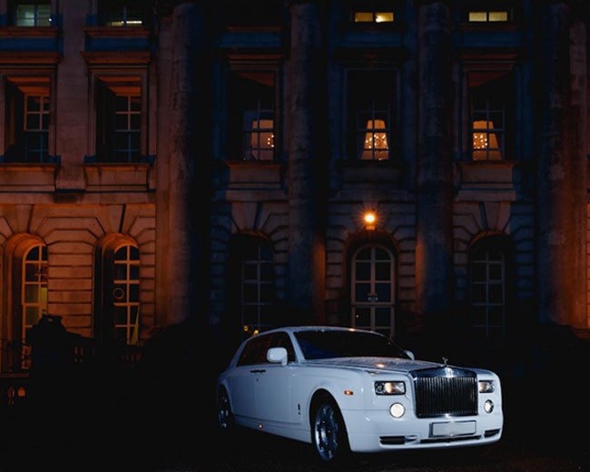 Modern Wedding Cars image 18