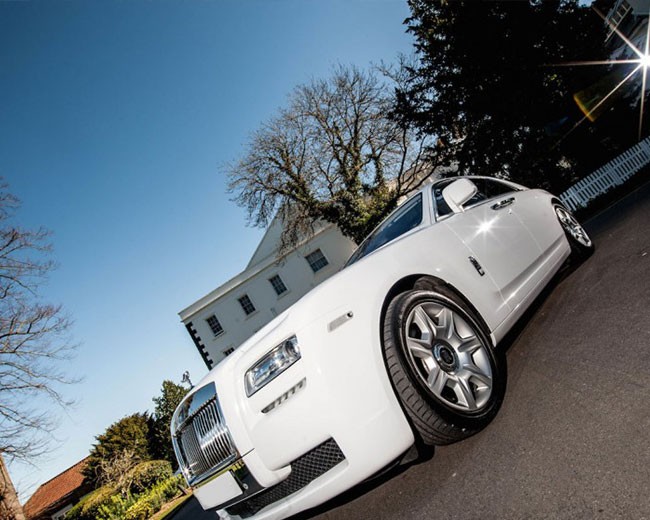 Modern Wedding Cars image 18