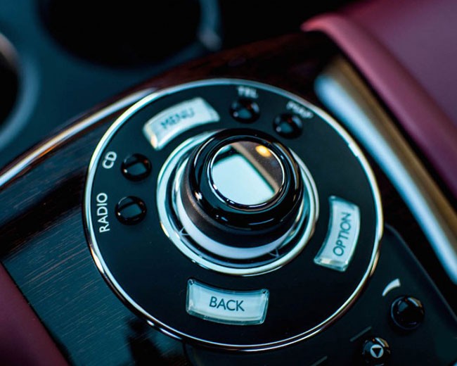 Modern Wedding Cars image 18